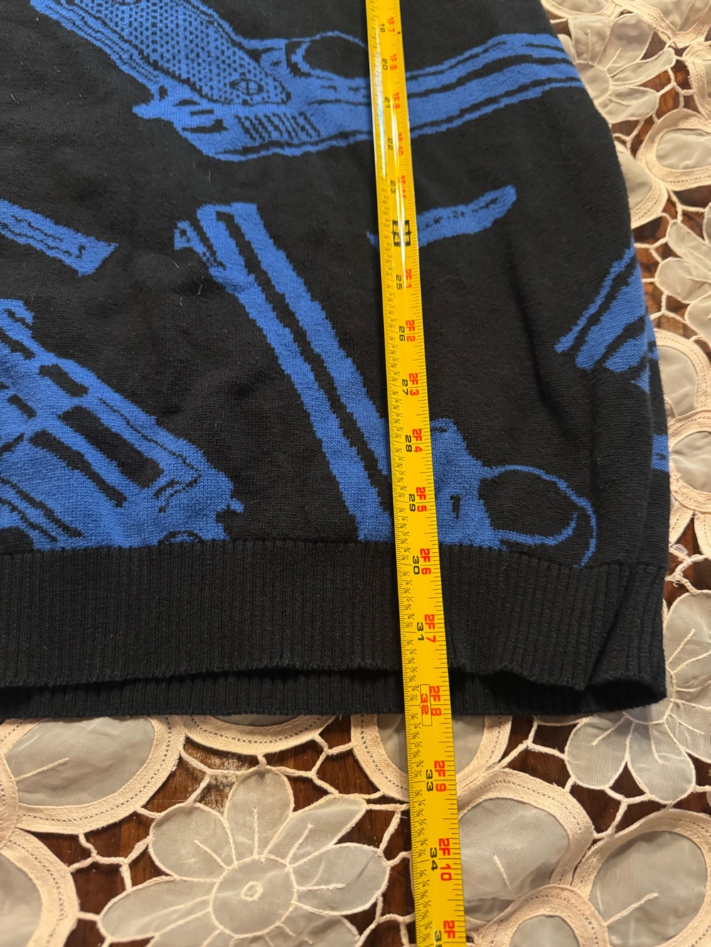 Vintage Betsey Johnson Black Blue Gun Sweater Tunic Dress Large Y2K Goth Punk C1 - Picture 10 of 12